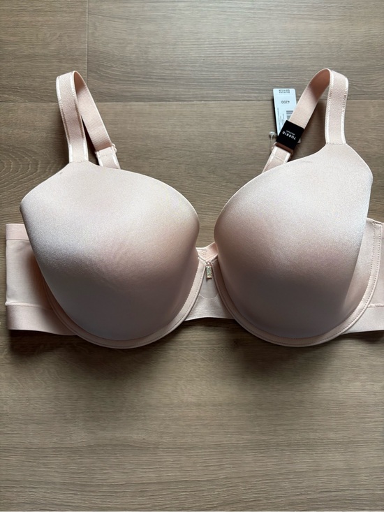 torrid Other - NWT Torrid T-Shirt Bra with Light Padding
